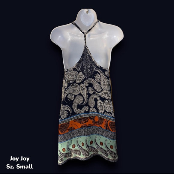 Adorable halter dress Size Small - Picture 2 of 2